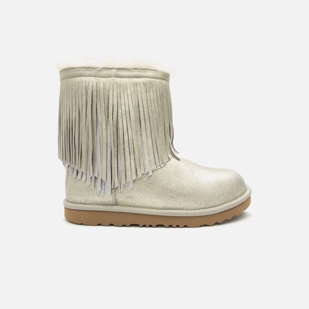 KIDS UGG MINI CLASSIC SHORT II FRINGE BOOTS - Baby size 6